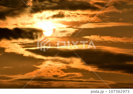 五島灘、角力灘、大角力の夕景 107362973
