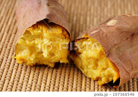 甘い焼きいも 107368546