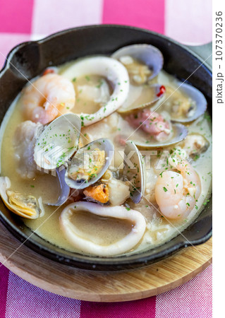 魚介たっぷりソテー 107370236