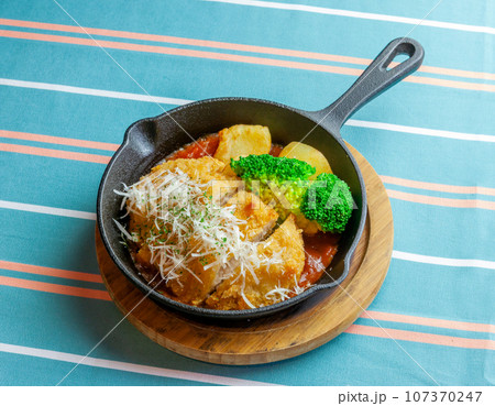 三元豚のカツレツ 三元豚のカツレツ 107370247