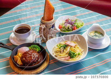 イタリアンなランチメニュー 107370800