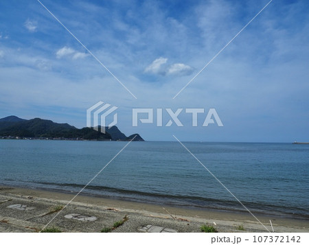 香住浜から見る日本海 107372142