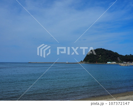 香住浜から見る日本海 107372147