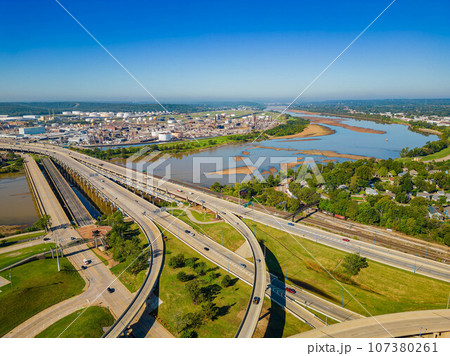 Sunny aerial view of the Tulsa downtown cityscape Sunny aerial view of the Tulsa downtown cityscape 107380261