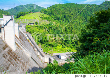 合角ダム 真夏の風景 秩父市上吉田 合角ダム 真夏の風景 秩父市上吉田 107383015