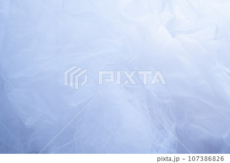 アパレル ドレスアップ　チュール　白　ホワイト　white　blue　青　コピースペース　衣装　創作 107386826