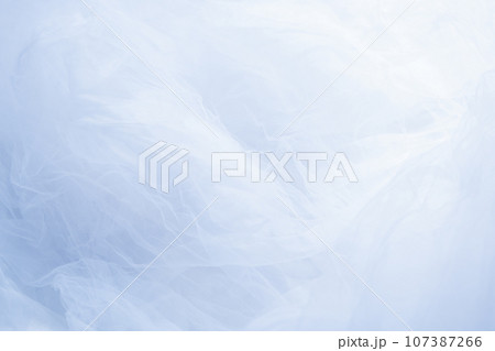 アパレル ドレスアップ　チュール　白　ホワイト　white　blue　青　コピースペース　衣装　創作 107387266