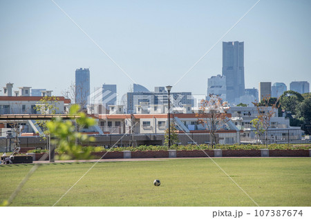 鶴見花月園公園　神奈川県横浜市鶴見区鶴見 107387674