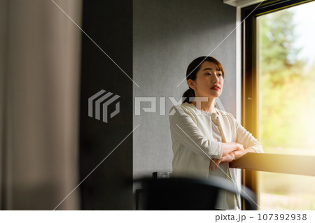 ビジネスシーン：　Image photo 107392938