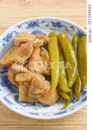 万願寺唐辛子と油揚げの煮物 107394620