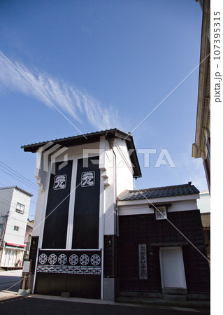 レトロな街並み三國湊 107395315