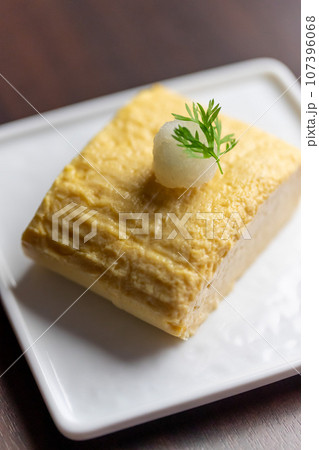 出汁巻き卵 107396068