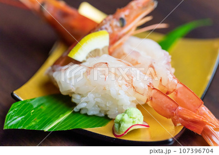 赤海老握り寿司 107396704