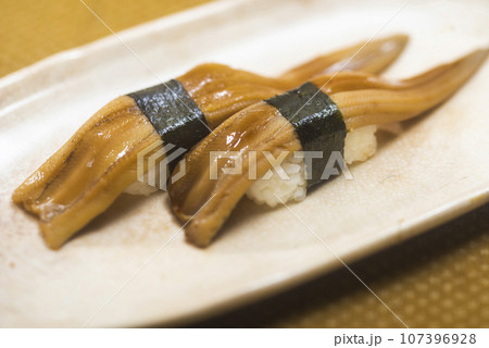 穴子一本握り 107396928