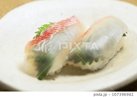 鯛握り 107396982