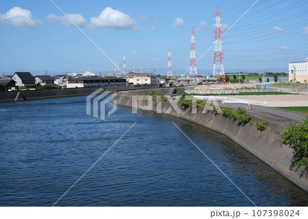 碧南市蜆川沿いの景色 碧南市蜆川沿いの景色 107398024