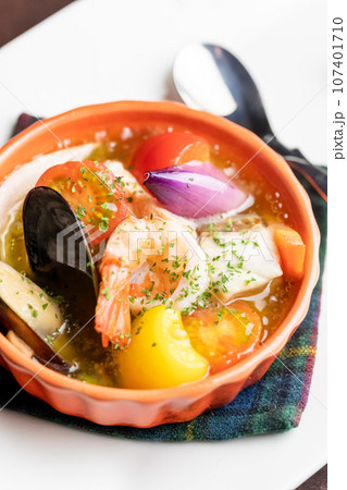 海鮮のアヒージョ 107401710