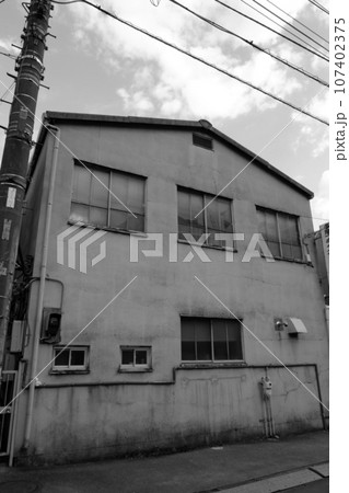 レトロな工場 107402375