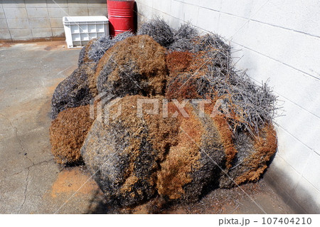 切削加工の切り屑 107404210