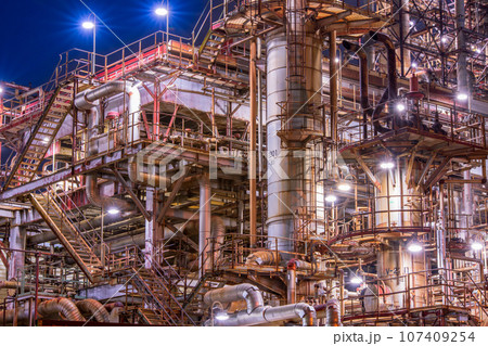 三重県　四日市市　工場夜景　石原町 107409254