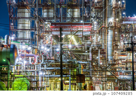 三重県　四日市市　工場夜景　石原町 107409285