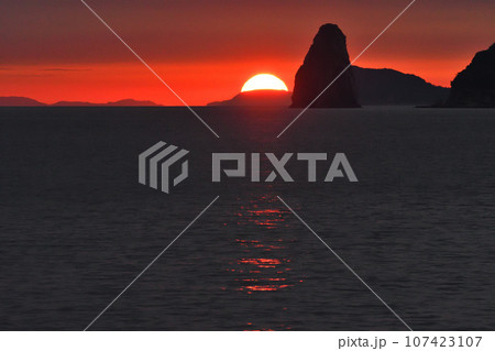 五島灘、角力灘、大角力の夕景 107423107