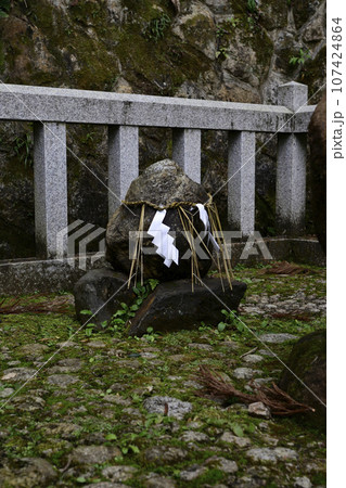 粟田神社末社　吉兵衛神社 107424864