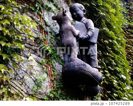 銅像 107425289