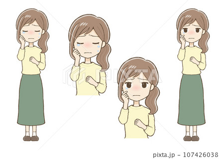 悲しくて涙ぐむロングスカートの女性 悲しくて涙ぐむロングスカートの女性 107426038