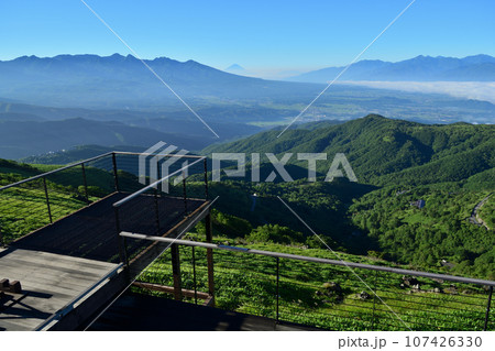 車山山頂より八ヶ岳と南アルプスと富士山 107426330