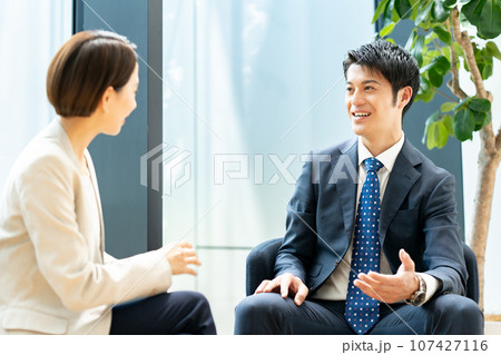 ビジネス　対談　インタビュー　会話 107427116