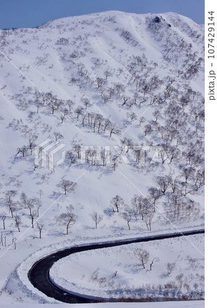 北海道バックカントリー 開通前のニセコパノラマライン 北海道バックカントリー 開通前のニセコパノラマライン 107429144