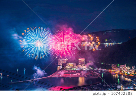 （静岡県）熱海100万ドルの夜景と海上花火大会 107432288