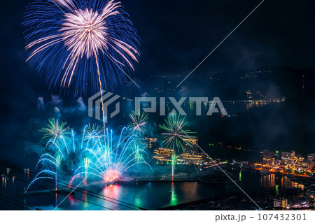 （静岡県）熱海100万ドルの夜景と海上花火大会 107432301