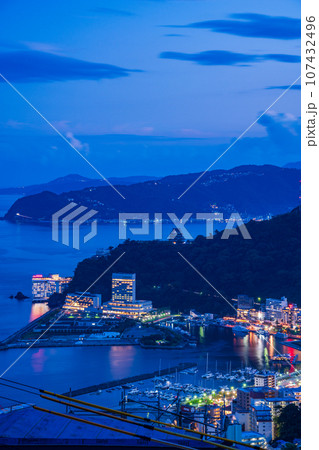 (静岡県)熱海100万ドルの夕景 トワイライト (静岡県)熱海100万ドルの夕景 トワイライト 107432496