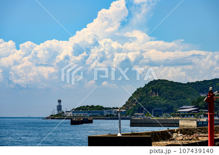 海と入道雲 107439140