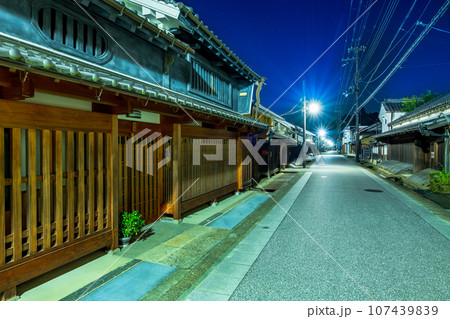 奈良県　重要伝統的建造物群保存地区　大宇陀の町並み 107439839