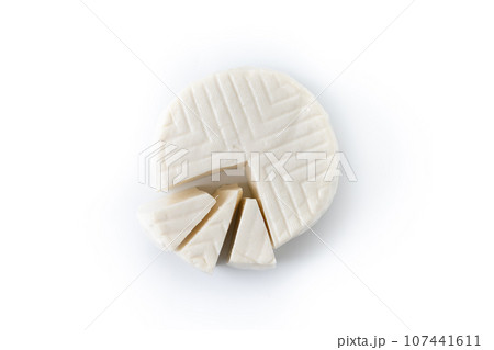 Sliced fresh white cheese from cow's milk isolated on white background 107441611
