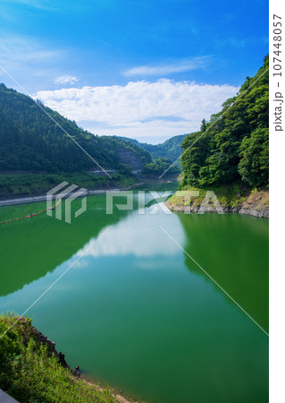 西秩父桃湖 合角ダム 倉尾橋からの風景 秩父市上吉田 西秩父桃湖 合角ダム 倉尾橋からの風景 秩父市上吉田 107448057