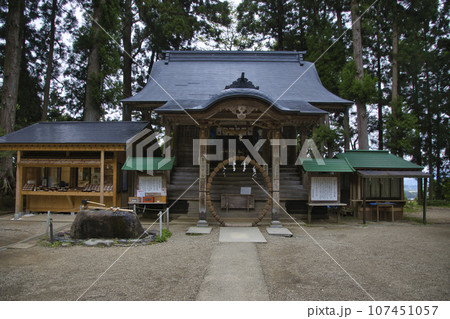 世界遺産　中尊寺　白山神社　岩手県平泉町 107451057