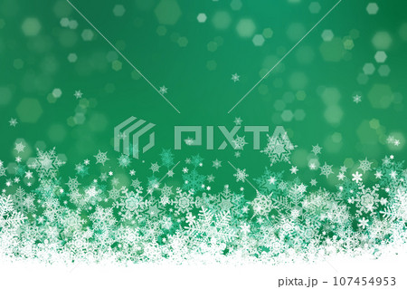雪の結晶が舞うクリスマスの緑色の水彩画背景イラスト 107454953