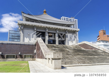 北御堂(本願寺津村別院) --大阪市中央区本町-- 北御堂(本願寺津村別院) --大阪市中央区本町-- 107456950