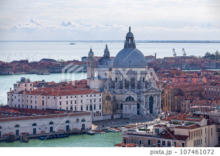 Aerial view of the Basilica of Santa Maria della Salute in Venice 107461072
