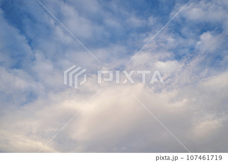 秋の夕焼け空 イメージ 【東京都】 秋の夕焼け空 イメージ 【東京都】 107461719