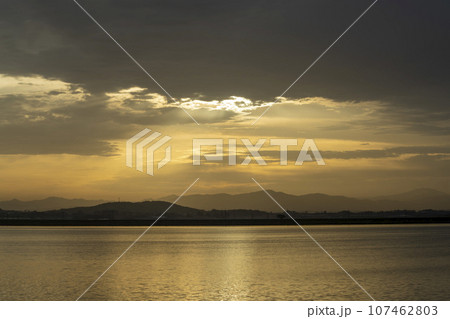 Bicycle path along Yeongsangang River 107462803
