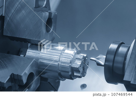 The CNC lathe machine milling cut the metal shaft parts by milling spindle. The CNC lathe machine milling cut the metal shaft parts by milling spindle. 107469544