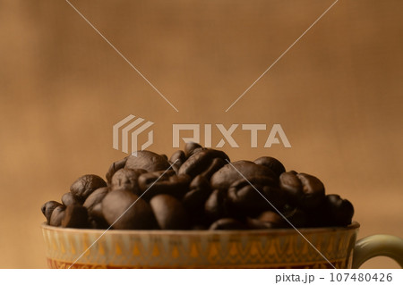 コーヒー豆 カップ コーヒー豆 カップ 107480426