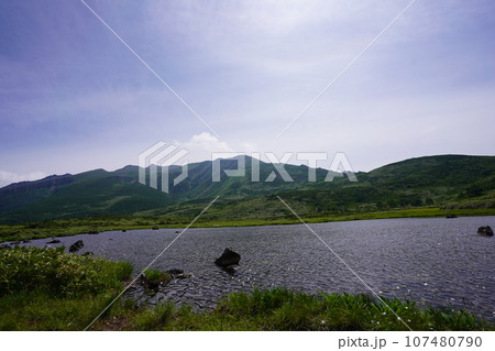 大雪の池塘、沼の平 107480790