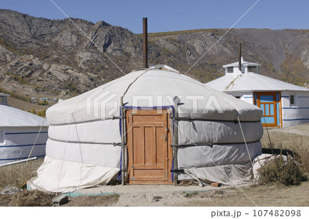 モンゴルのゲル 107482098