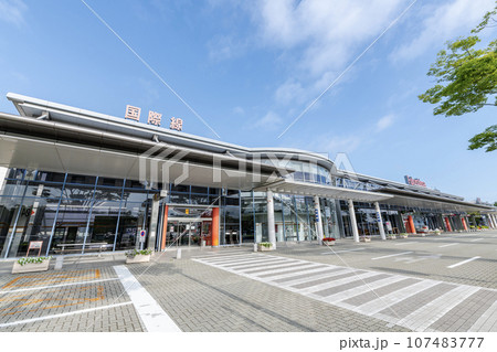 福島県　晴天の福島空港 107483777